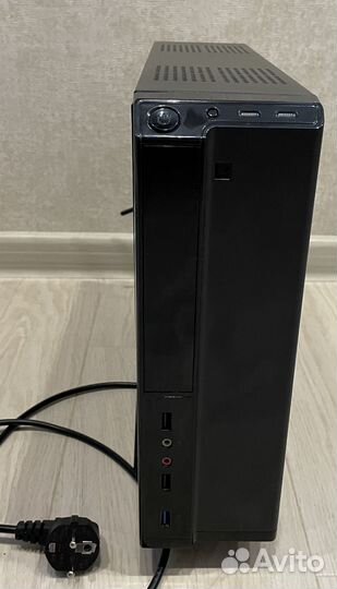 Корпус Desktop ExeGate MI-207U-M400 Black mini-ITX