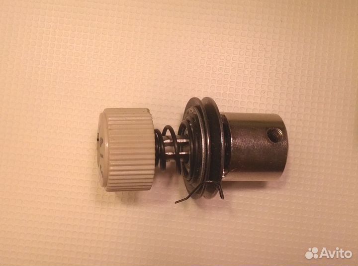 Регулятор натяжения верхней нити Typical, Jack