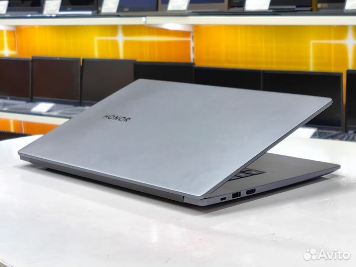 Ноутбук Honor 15.6