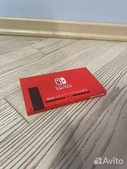 Игровая приставка Nintendo Switch edition Mario