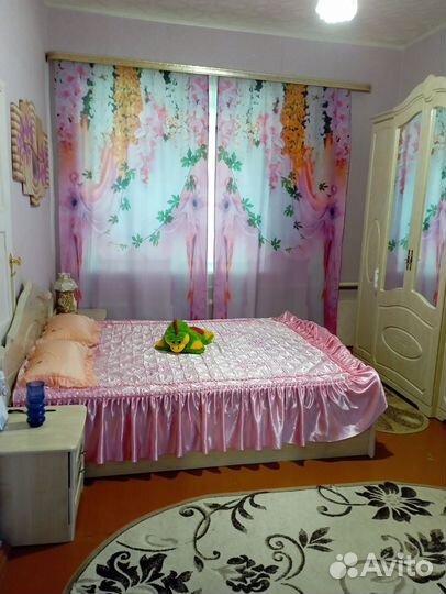 Спальный гарнитур бу белый