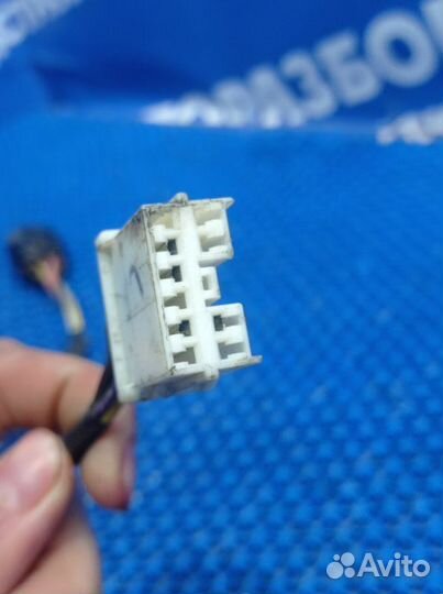 Проводка двери Mitsubishi Lancer Cedia седан 4G15