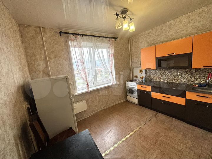 1-к. квартира, 37 м², 3/10 эт.