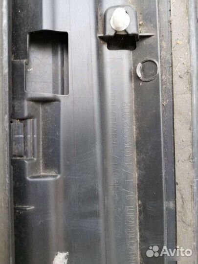 Молдинг передней правой двери Audi Q3 8U 2012