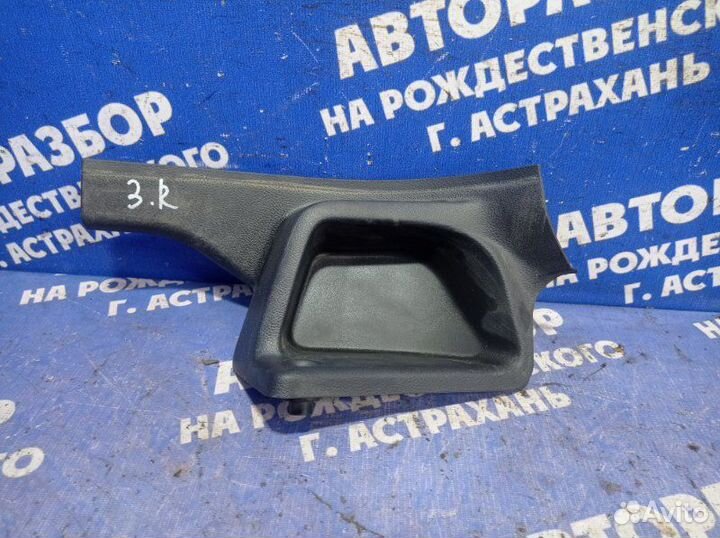 Накладка на порог Ford Focus 3 седан iqdb 2012