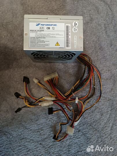 Материнская плата с процессором и памятью