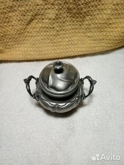 Сахарница,вазочка,шкатулочка,баночка