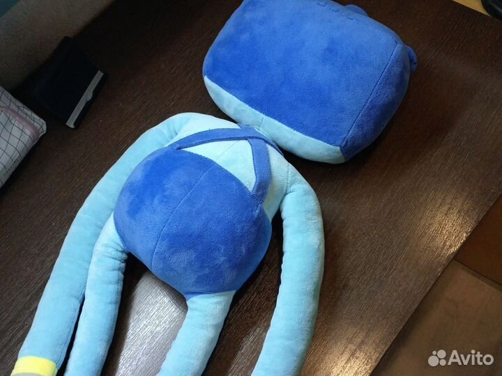 Большая мягкая игрушка инопланетянин