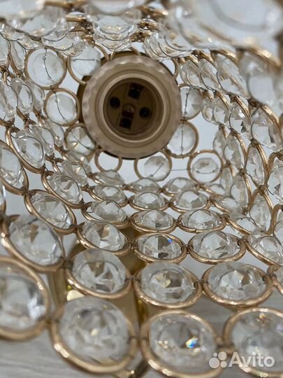 Продаётся люстра