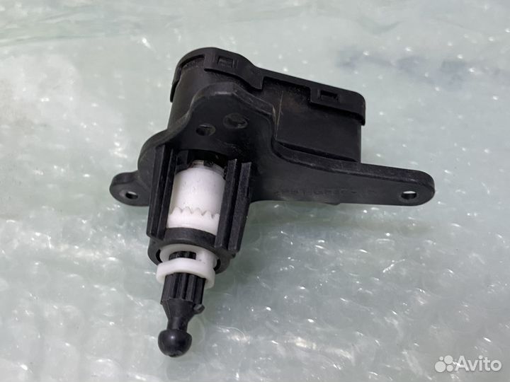 Моторчик корректора правой фары Omoda S5 (M1D) 202