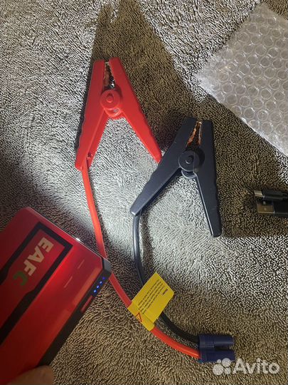 Бустер автомобильный пусковой