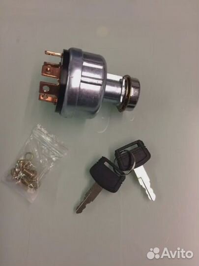 Hitachi zx280lcn-3 замок зажигания