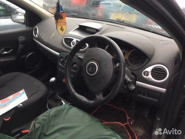 Разбор на запчасти Renault Clio