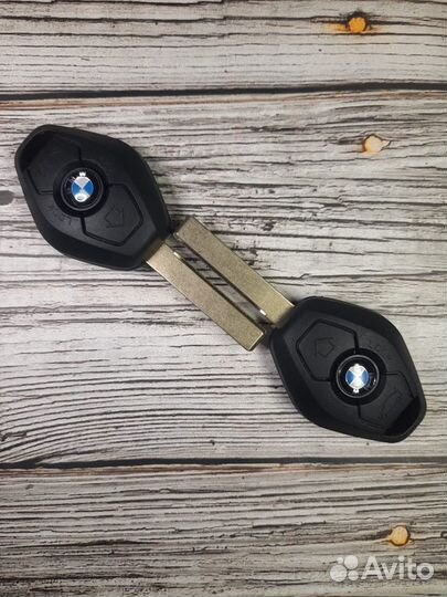 Ключ BMW E83
