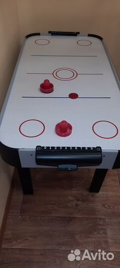 Настольный аэрохоккей