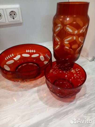 Вазы рубиновое стекло