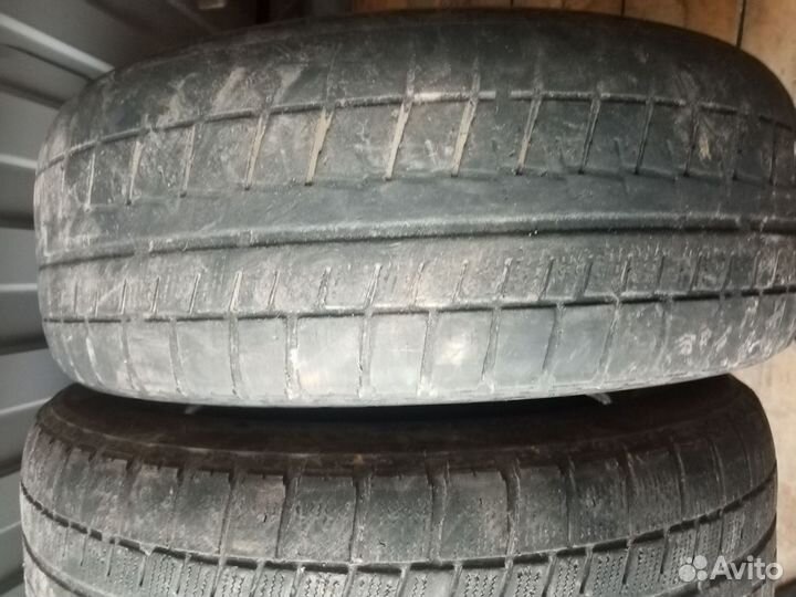 Bridgestone Blizzak Revo GZ 215/60 R16 95S