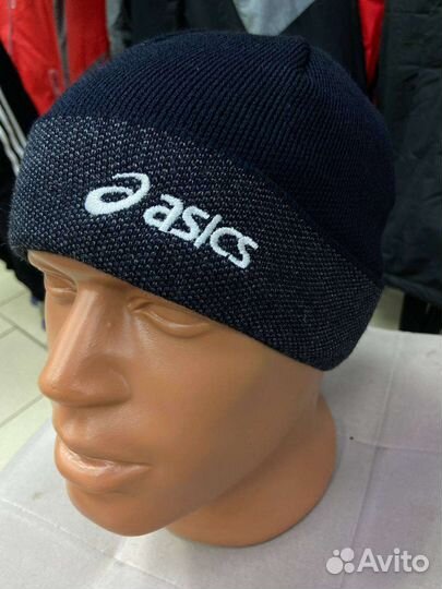 Мужская шапка asics