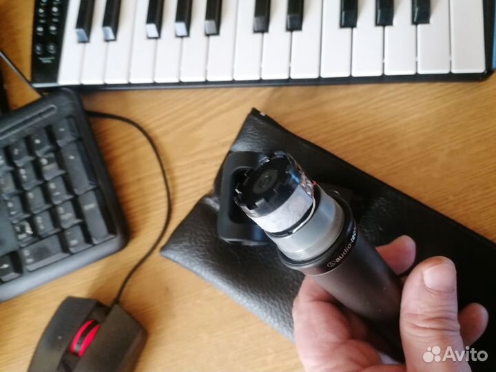 Динамический микрофон audio-technica ATM410