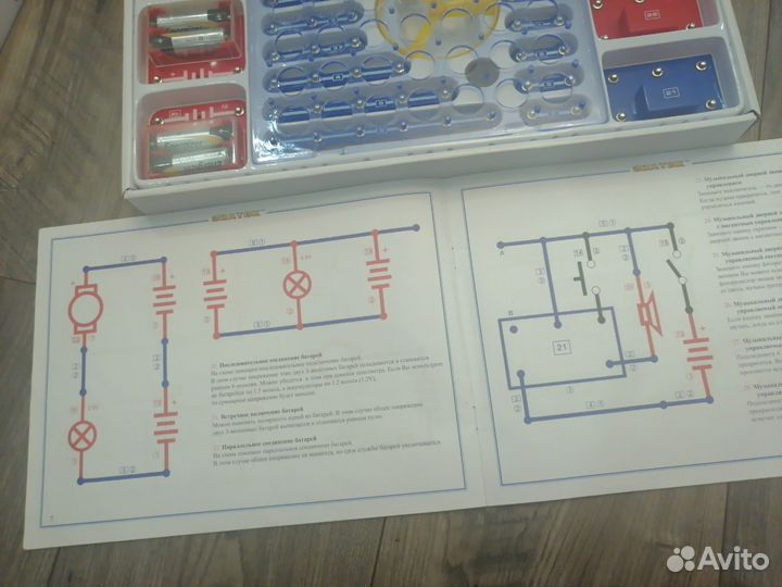 Электронный конструктор знаток 180 схем