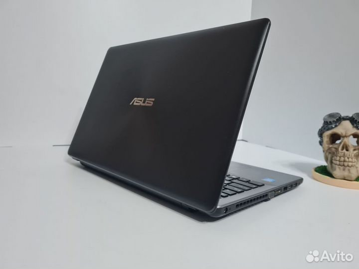 Ноутбук Asus i3 4010U/ 8GB/ GT 840M 2GB