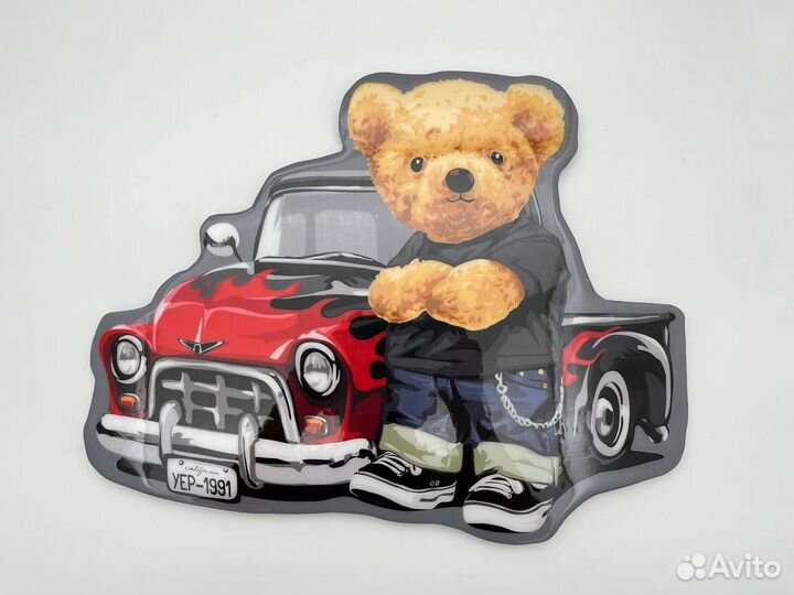 Крутой медведь с машиной панно блезир