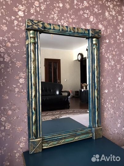 Зеркало настенное