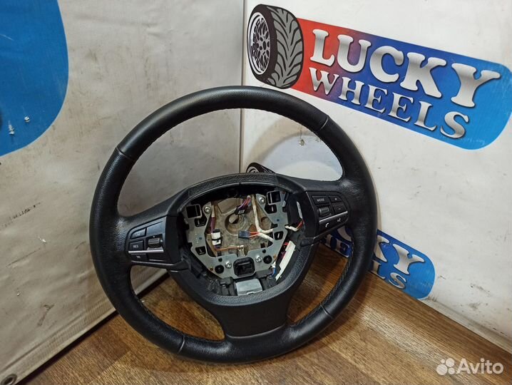 BMW 5 F10, 7 F01 F07 6 F13, руль стандарт