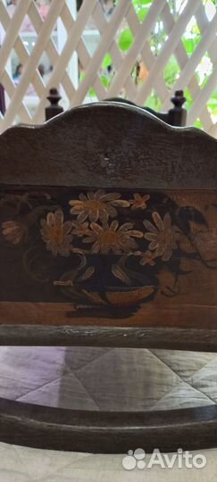 Старинная кровать для кукол. Дерево