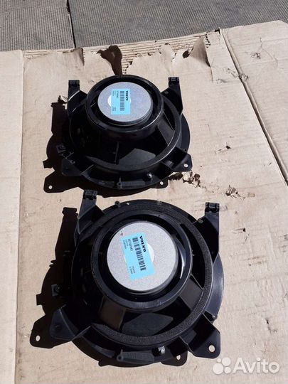 Динамик в заднюю полку Вольво S 80