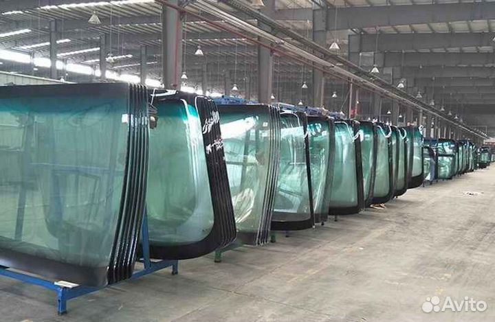 Лобовое стекло Toyota Land Cruiser 200