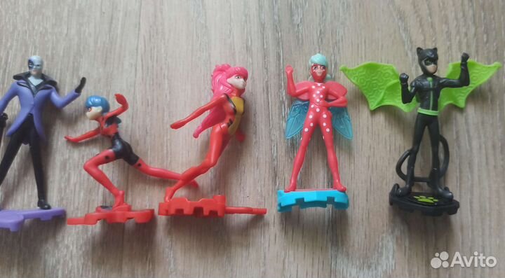 Пакет игрушек kinder surprise Леди Баг и Супер Кот