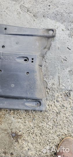 Защита днища левая Nissan Qashqai j10 антигравийна