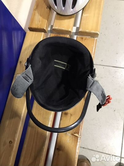 Горнолыжный шлем