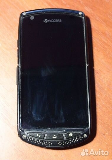 Смартфон Kyocera E6782
