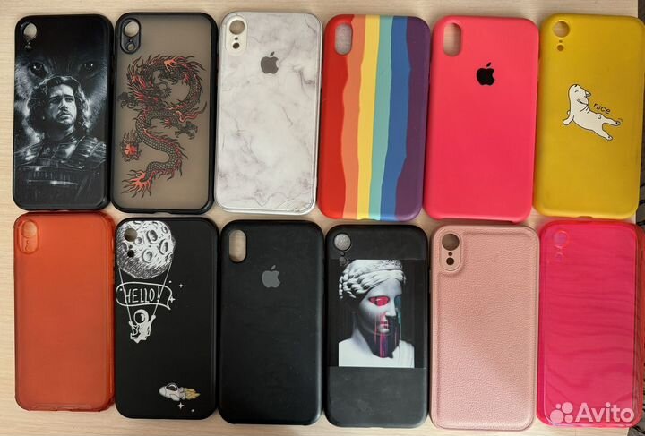 Чехлы на телефон iPhone XR