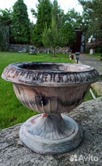 Уличные вазоны бетонные