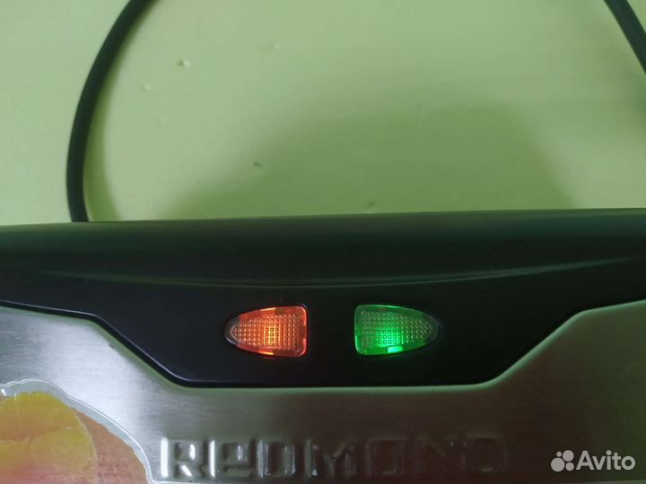 Redmond Мультипекарь RMB-M607