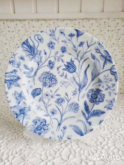 Тарелки Ботаника Монохром, Добруш