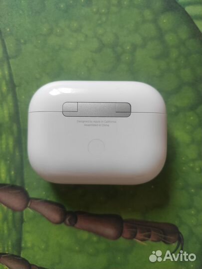 Кейс Pro 2 серии оригинальный, a2700, б/у