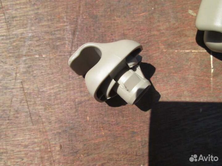 Крепление козырька Honda Odyssey RA6 F23A 2002/5