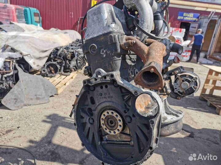 Двигатель Mercedes-Benz Bus 207-410