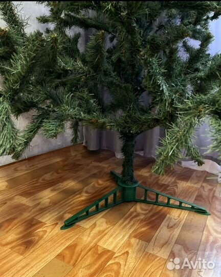Елка искусственная