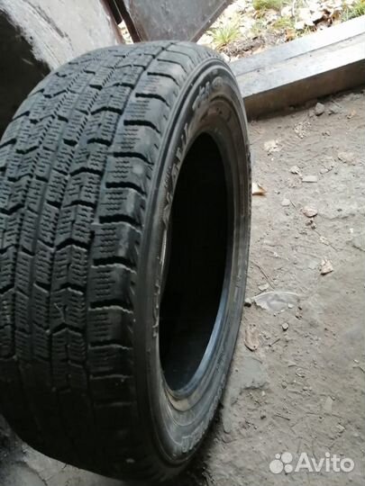 Goodyear 4x4 UG Ice Navi 215/60 R17