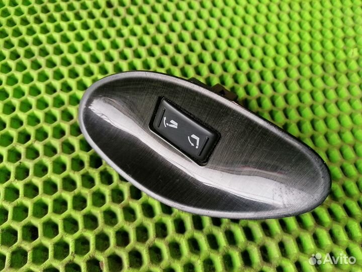 Кнопка спинки сиденья на Infiniti EX35/QX50