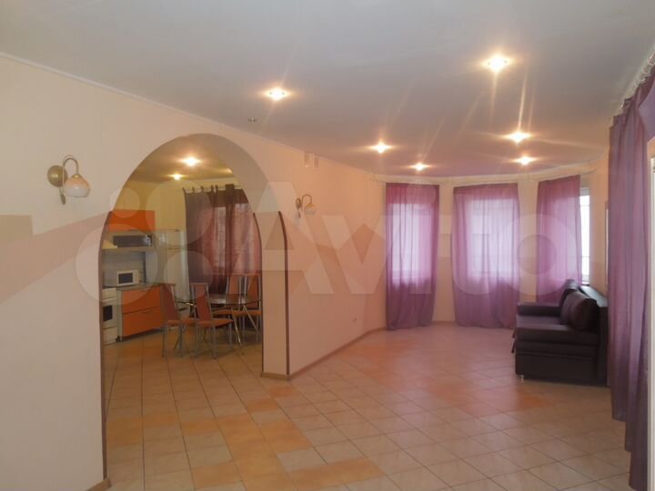 Коттедж 250 м² на участке 3 га