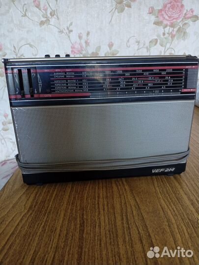 Продам транзисторный приемник VEF 214