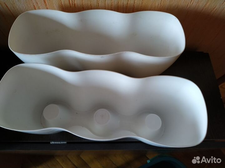 3 кашпо (горшки) для цветов, цветочных композиций