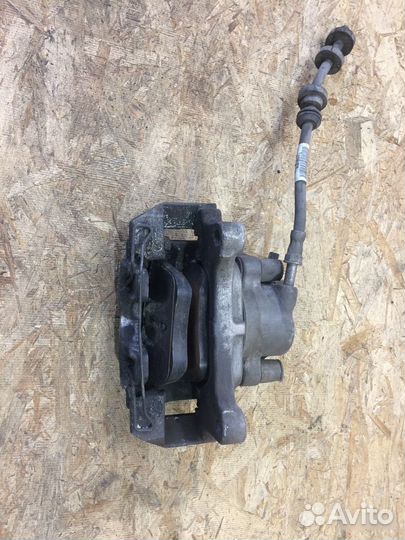 Суппорт правый под 314 мм диск Ауди А4 А5 Audi