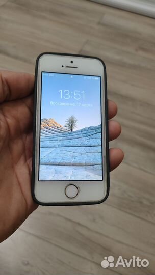 Чехол на iPhone 5 5s se